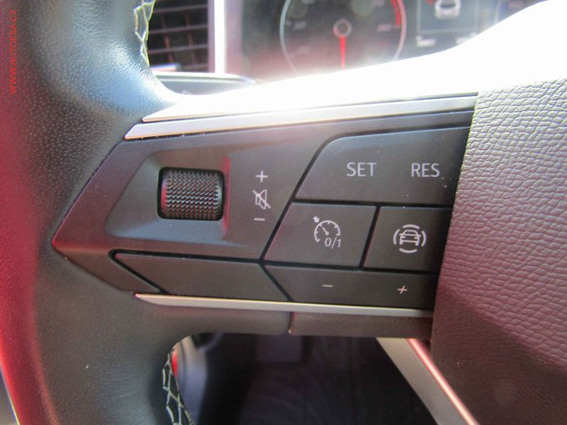 Seat Ateca (2022) 1.5 TSi, ČR, Style, LED - fotka 15 z 16