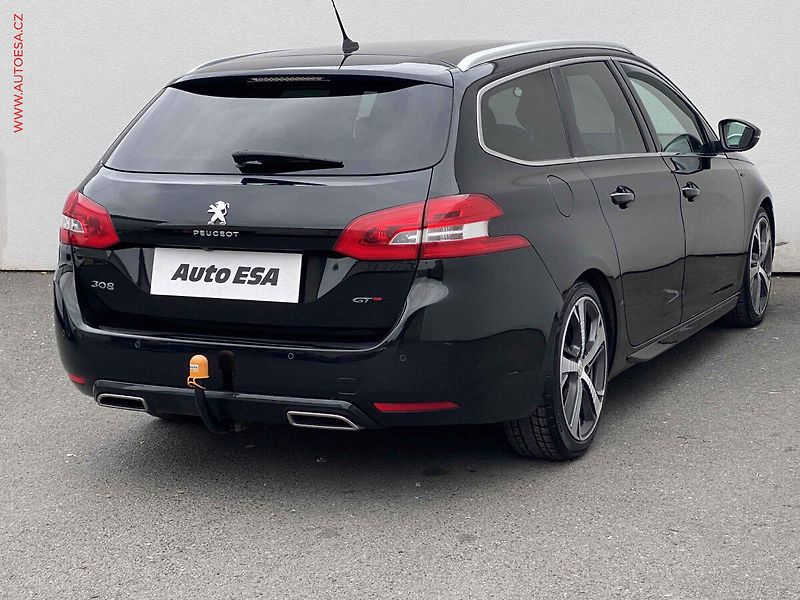 Peugeot 308 (2015) 2.0HDi, GT, AT, LED, kamera - fotka 4 z 18
