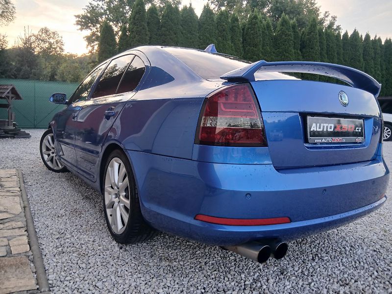 Škoda Octavia 2.0 TFSi RS - fotka 5 z 33