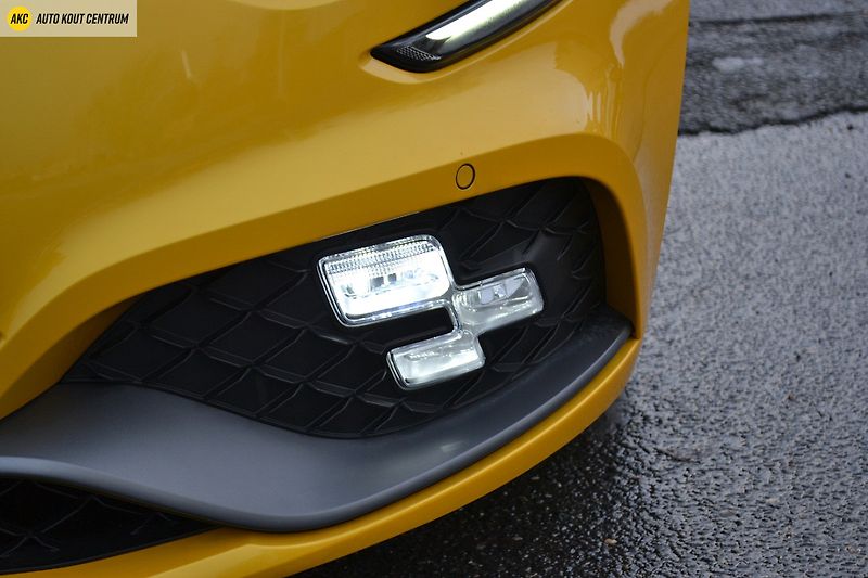 Renault Mégane R.S. TROPHY 1.8TCE 300 EDC - fotka 62 z 67