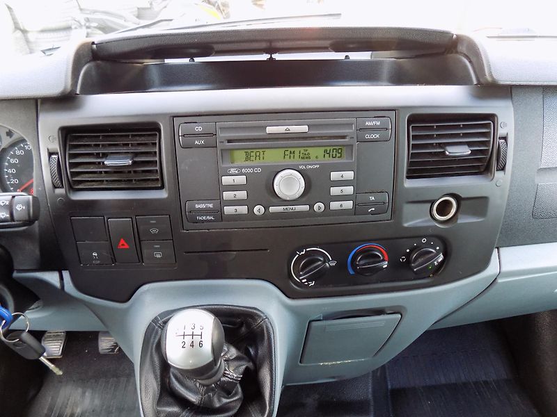 Ford Transit 2,2 TDCI SWB 300 TREND 9 MÍST - fotka 35 z 43