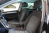 Volkswagen Passat (2021) 2.0TDI DSG Display LED - náhled 16