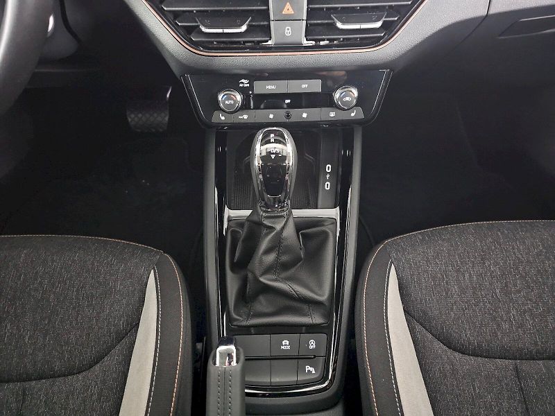 Škoda Kamiq (2025) 1.0TSI 85KW DSG TOP SELECTION - fotka 25 z 32