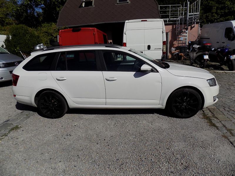Škoda Octavia 1,6 TDI 81 KW NOVÉ ROZVODY!!! - fotka 7 z 38