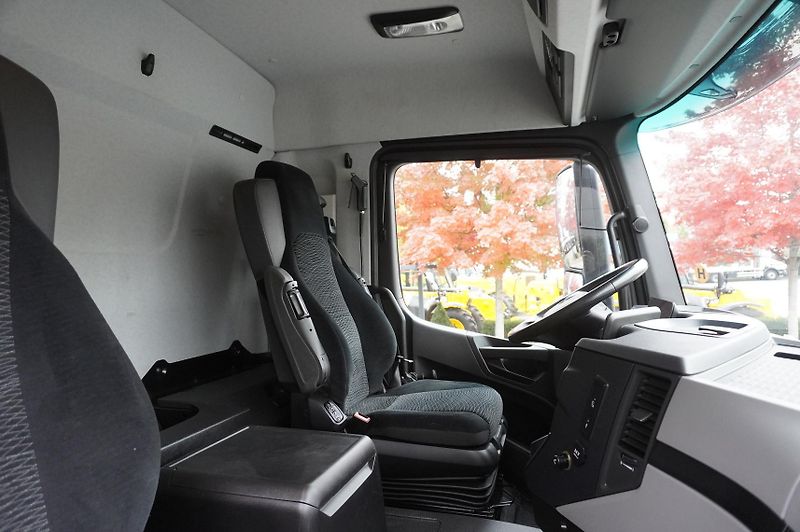 Mercedes-Benz Actros (2021) 1835 / 90 tho. km!!! / NEW 3-w - fotka 22 z 24
