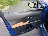 Lexus UX 250h 2,0i 112kW hybrid automat navi - náhled 14