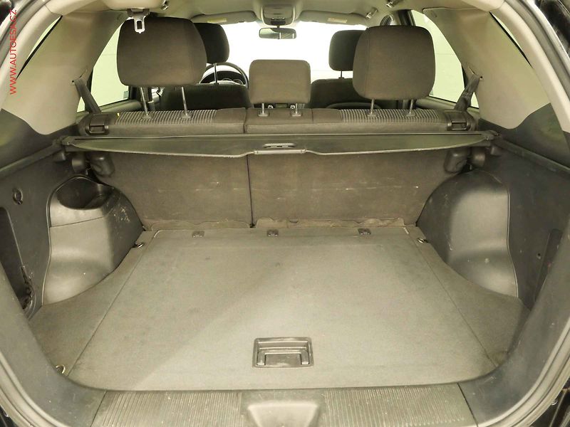 Kia Sorento (2009) 2.5CRDi 4x4, ČR, servis.kniha - fotka 7 z 20