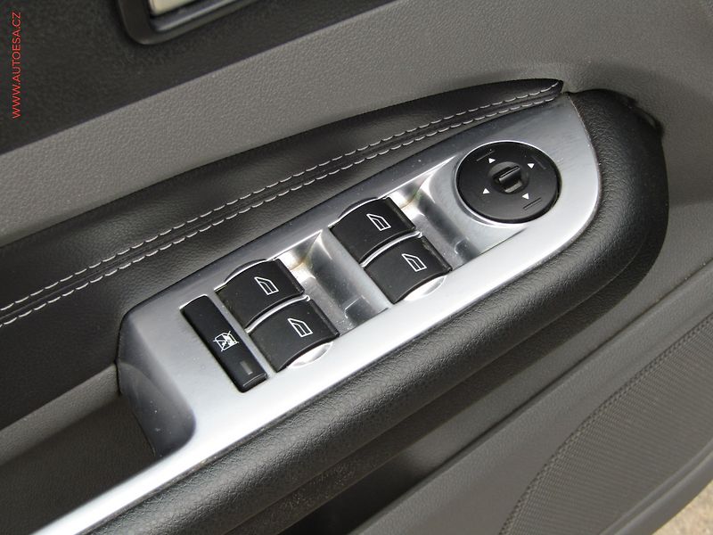 Ford Focus (2009) 1.6 TDCi, Klima - fotka 11 z 16