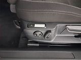 Volkswagen Passat (2017) 2.0 TDI, Automat, Navi - náhled 16