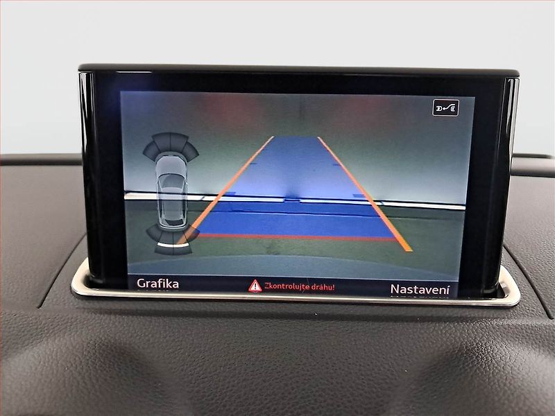 Audi A3 (2015) e-tron, Automat, Serv.kniha - fotka 17 z 20