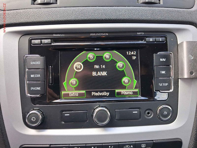Škoda Octavia (2010) 1.2 TSI, Ambiente, DSG - fotka 14 z 18