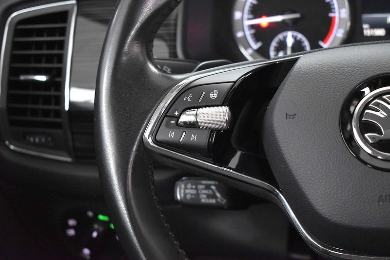 Škoda Kodiaq 2.0 TDI 4x4*STYLE*TAŽNÉ*ČR 1.M - fotka 24 z 49