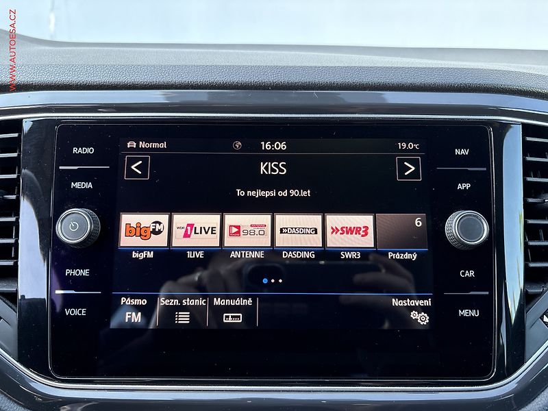 Volkswagen T-Roc (2018) 2.0 TSi 4x4, Highline, DSG - fotka 13 z 17