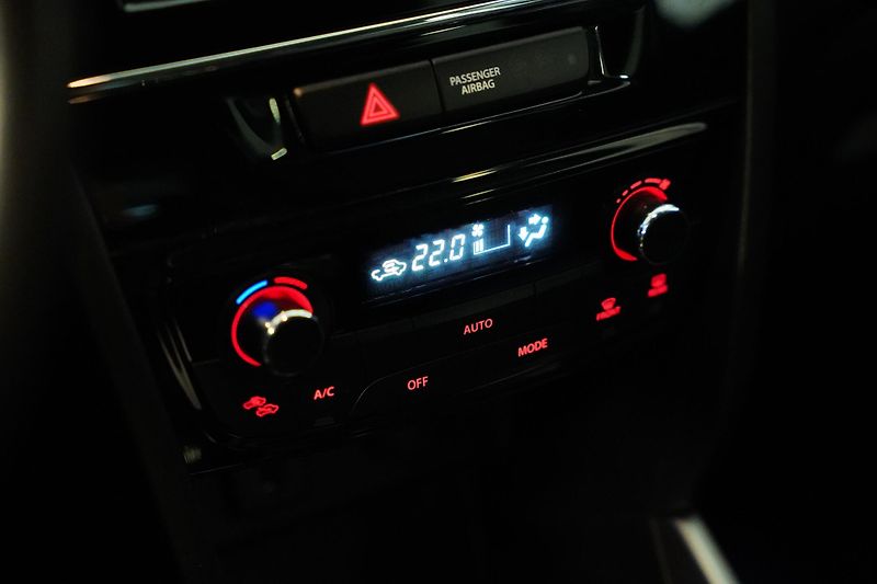 Suzuki Vitara - fotka 23 z 27