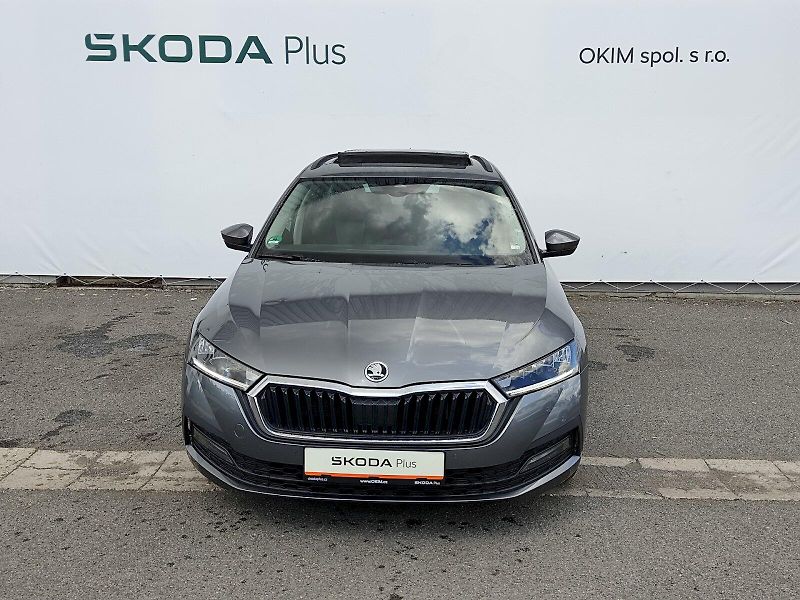 Škoda Octavia (2023) Combi Tour 2,0 Tdi 110 Kw DSG - fotka 4 z 39