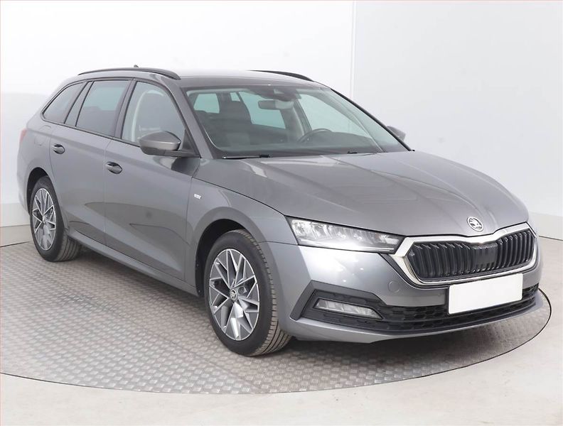 Škoda Octavia (2023) Ambition 2.0 TDI, Automat - fotografie inzerátu