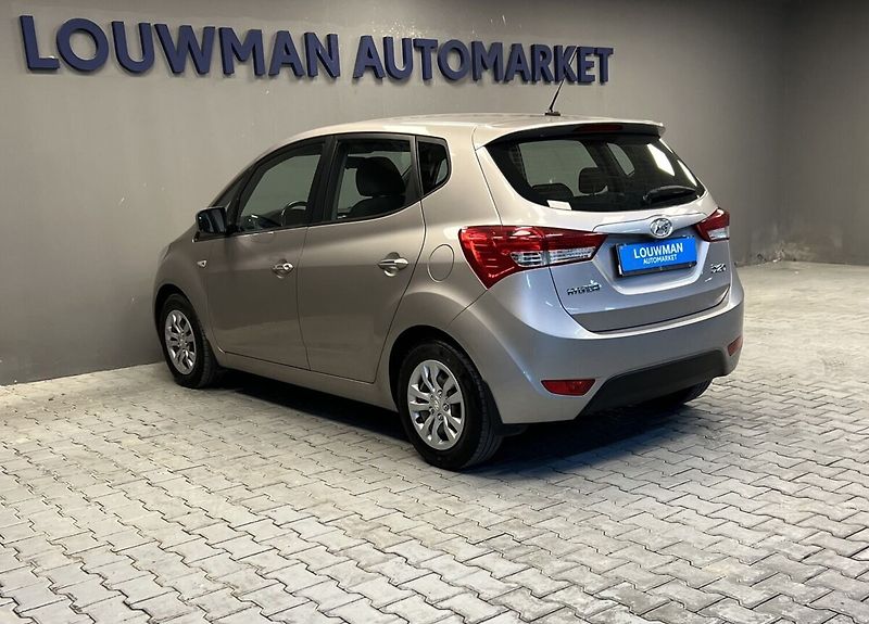 Hyundai ix20 CVVT - fotka 14 z 15