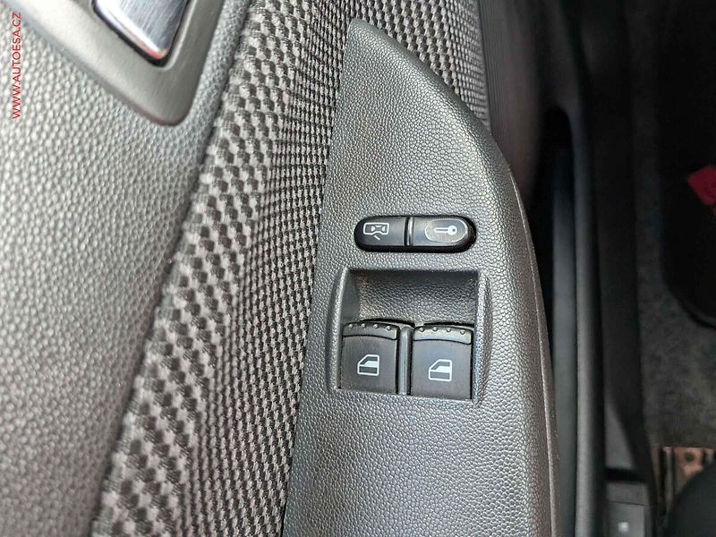 Škoda Fabia (2007) 1.2 i, ČR - fotka 12 z 13