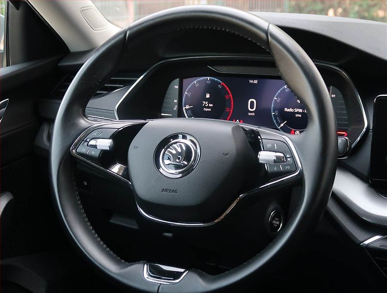Škoda Octavia (2023) Ambition 2.0 TDI - fotka 16 z 18