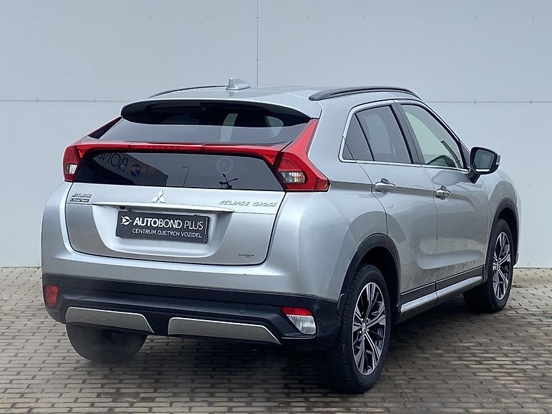 Mitsubishi Eclipse Cross 1.5 T-MIVEC 120kW Intense - fotka 2 z 21