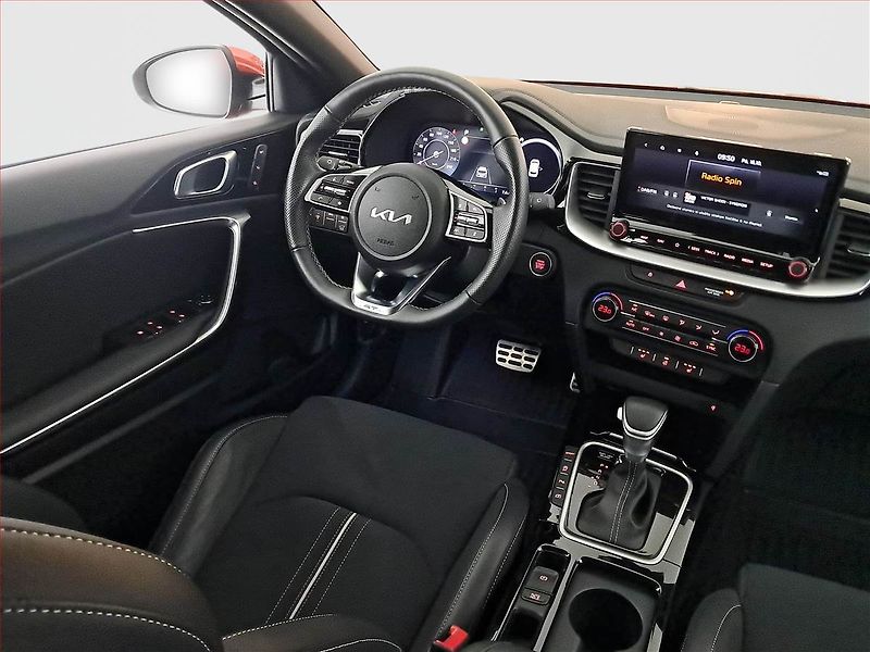 Kia Ceed (2025) GT Line 1.5 T-GDI - fotka 7 z 22