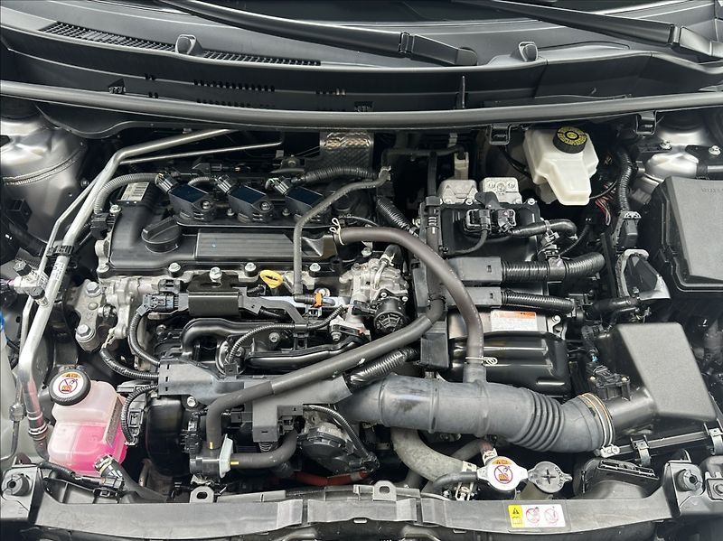 Mazda 2 Hybrid 1,5 116PS  Agile Comfort A/T - fotka 47 z 55