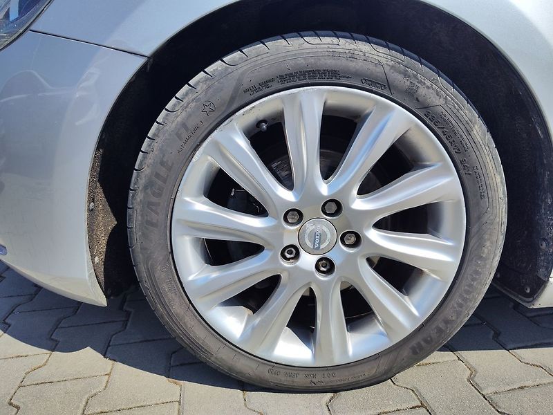 MG HS 1.5 TGi/119kW Emotion - fotka 24 z 38