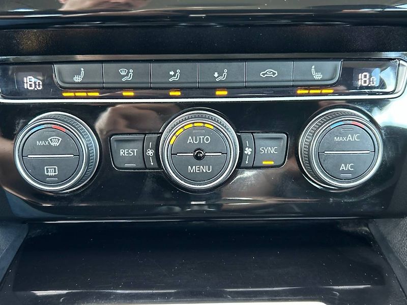 Volkswagen Passat (2017) Variant 2.0 TDI 6DSG - fotka 23 z 29