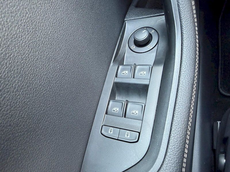 Škoda Superb (2023) 2.0TDI 110kW DSG Style - fotka 11 z 35