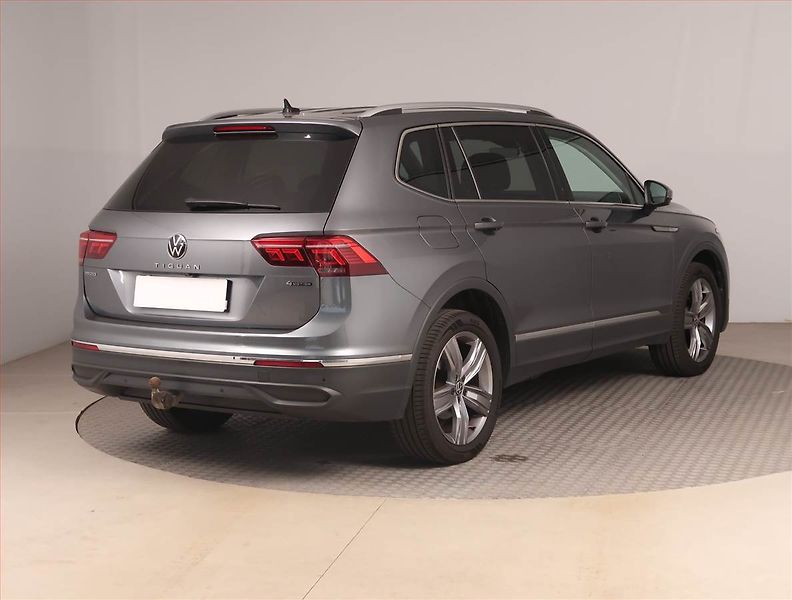 Volkswagen Tiguan Allspace (2022) Elegance 2.0 TDI - fotka 5 z 19