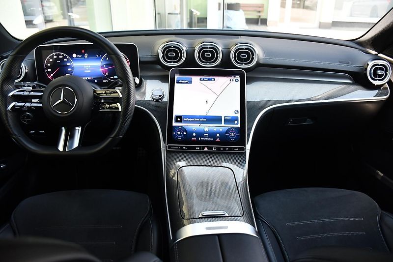 Mercedes-Benz Třídy C 220D 4M AMG ČR  - fotka 21 z 55