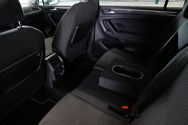 Volkswagen Tiguan - fotka 34 z 35
