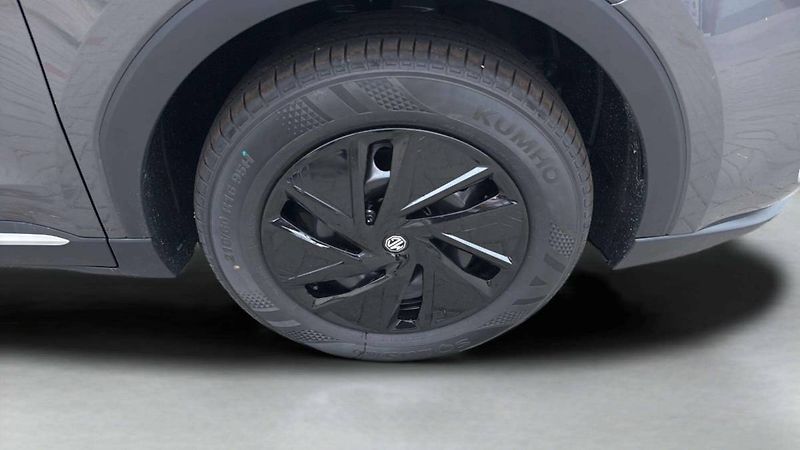MG ZS (2026) EXCITE 1.5 MT5 (85kW/115k) / 1 - fotka 24 z 25