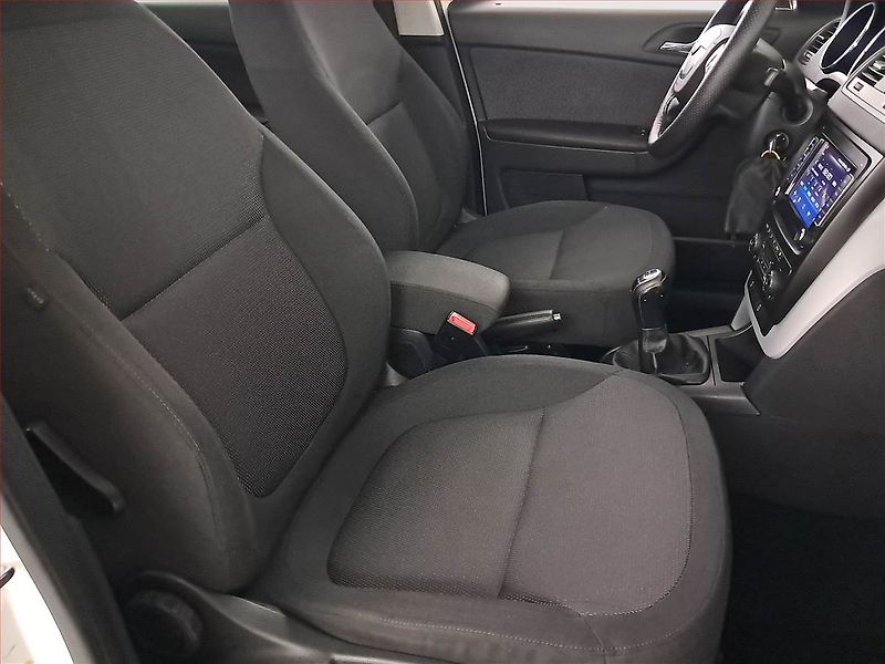 Škoda Yeti (2011) 1.2 TSI, Tempomat - fotka 9 z 18