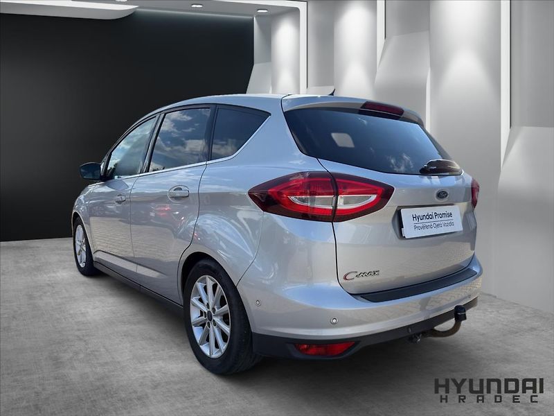 Ford C-MAX 1,5 TDCi 88kW Titanium - fotka 7 z 20
