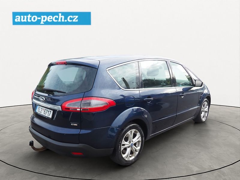 Ford S-MAX (2010) 2.0 TDCI, 120 kW, 7 míst - fotka 4 z 37