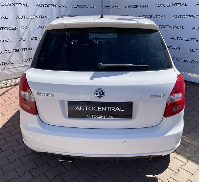 Škoda Fabia 1,2 TSI 63kw klima po servisu - fotka 5 z 20
