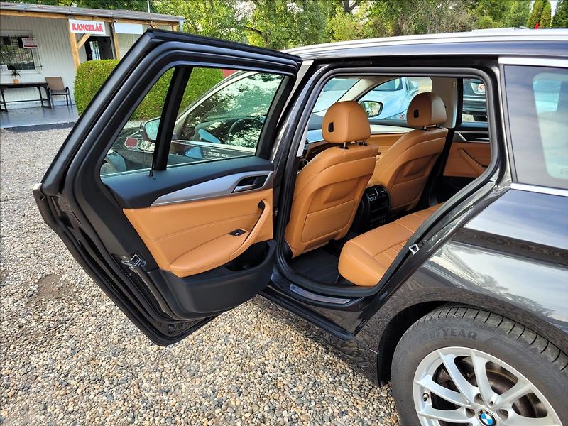 BMW Řada 5 2,0 HEV,LED,Navi,kůže,výhřev - fotka 13 z 49