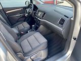 Volkswagen Sharan 2,0 TDI 103kW / DSG / VÝHŘEV - náhled 20