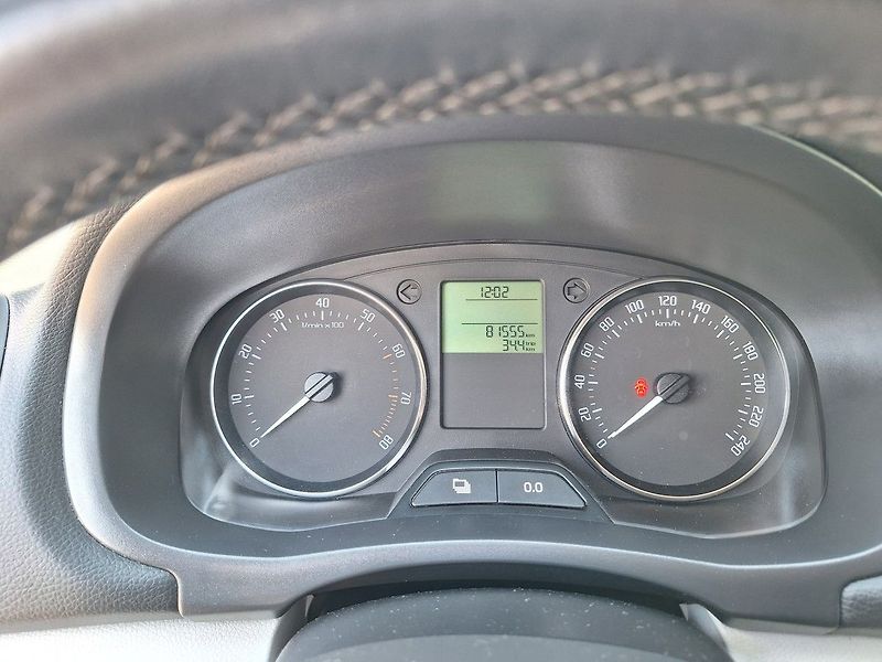 Škoda Roomster (2014) 1.4 63kW Ambition - fotka 13 z 16