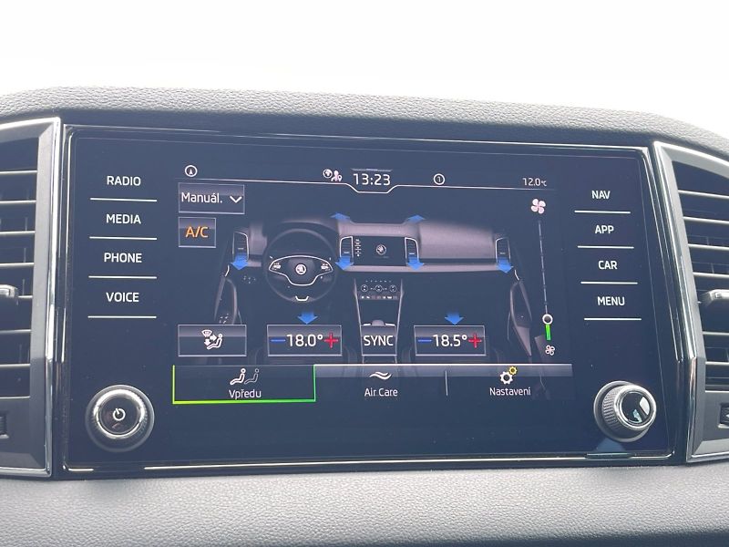Škoda Karoq (2024) 1.5 TSI 110kW DSG Fresh - fotka 18 z 32