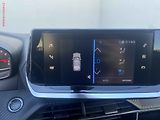 Peugeot 2008 (2021) 1.2PT, Allure, AT - náhled 17