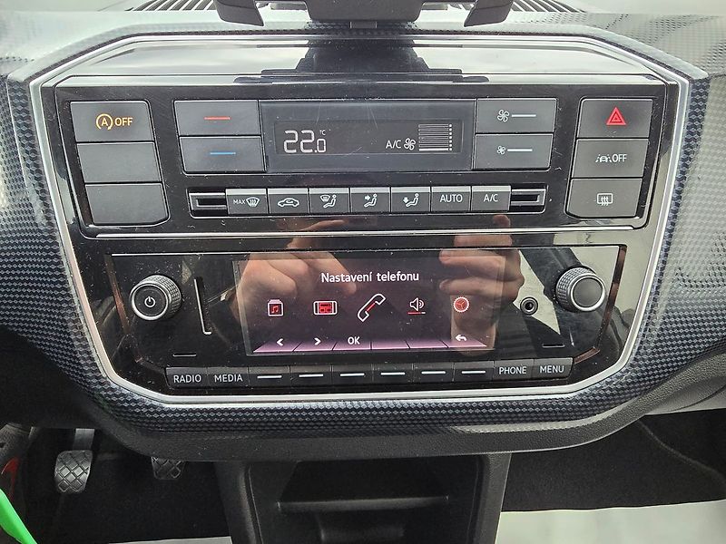 Škoda Citigo CNG KAMERA + DIGIKLIMA ČR - fotka 23 z 27