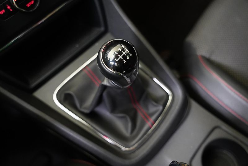 Seat Leon - fotka 13 z 15