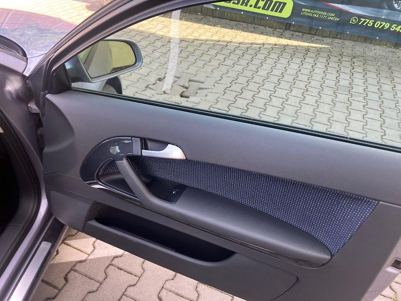 Audi A3 1,8 TFSi(118kW)*STK DO 6/2028* - fotka 14 z 15