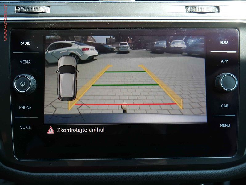 Volkswagen Tiguan Allspace (2018) 2.0TSi 4x4, 7míst, 1.maj,ČR - fotka 17 z 20