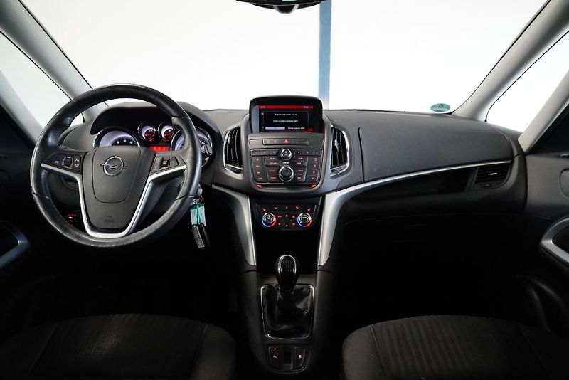 Opel Zafira - fotka 5 z 6