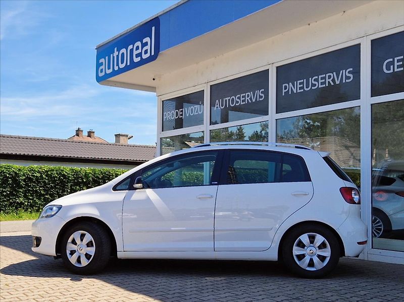 Volkswagen Golf Plus 1,2 TSI STYLE VÝHŘEV - fotka 2 z 29