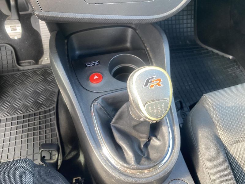 Seat Leon (2007) 2.0TFSi FR,147kW,TEMP,KLIMA!! - fotka 23 z 40