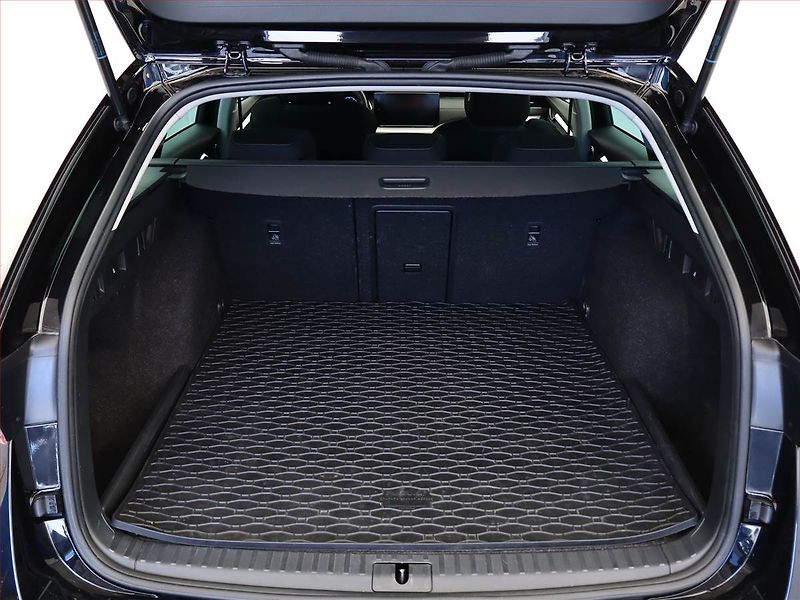 Škoda Octavia (2021) Style 1.4 TSI iV - fotka 12 z 24